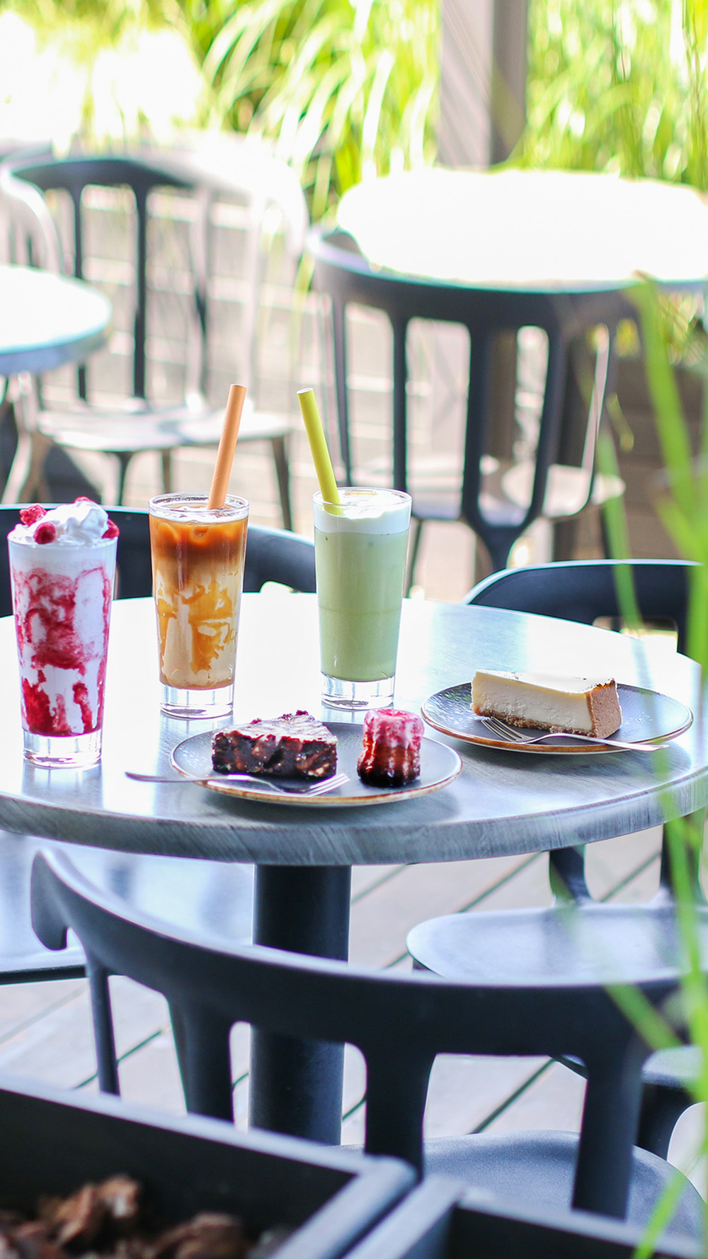 Terasa Caif Cafe kviečia prisėsti ir atsikvėpti